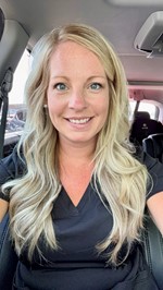 Jaclyn Stucker 